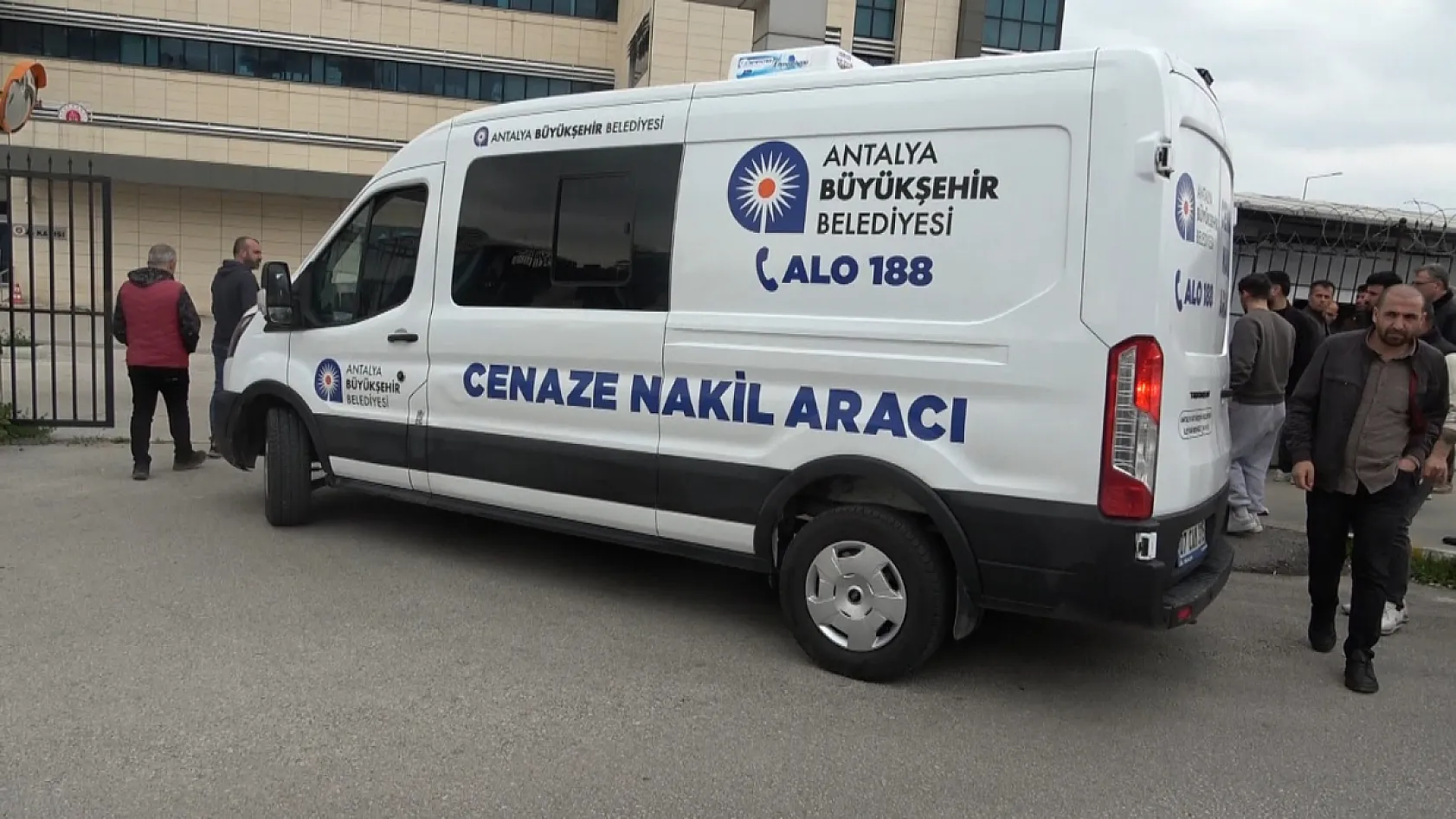 Babasının 'Oğlum ölmeyecek' feryadı yürek burkmuştu, genç işçi kurtarılamadı