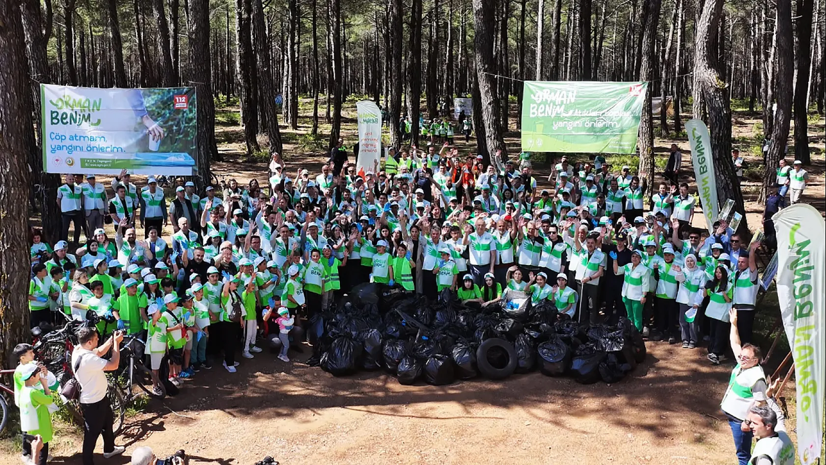 Muğla'da 45 dakikada yarım ton çöp toplandı