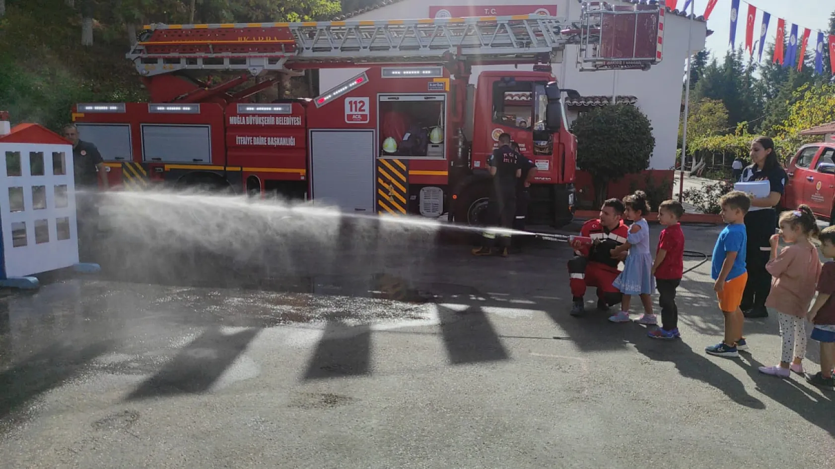 Muğla Büyükşehir İtfaiyesi 4 bin 949 Olaya Müdahale Etti