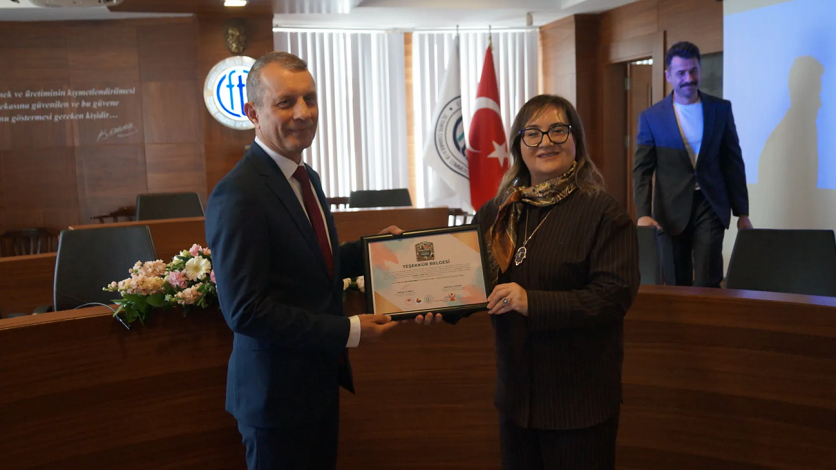 Fethiye'de 'Tarımda Kadın Eli Eğitim ve Çalıştayı' yoğun katılımla başladı