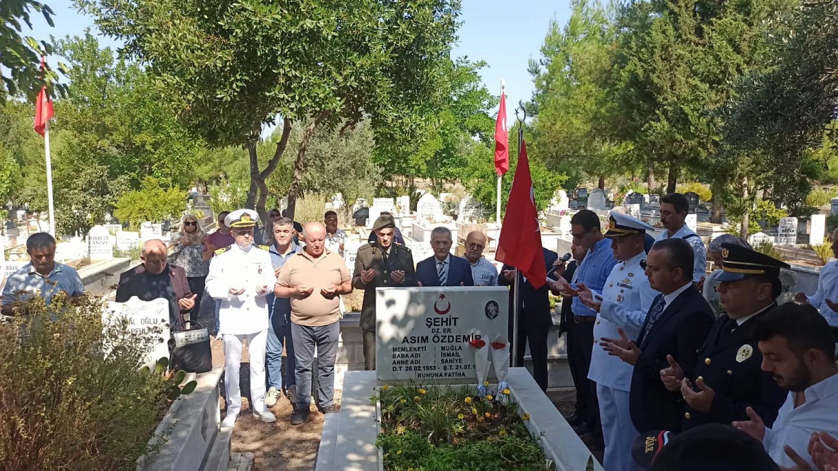 Fethiye'de şehitler dualarla anıldı: Minnet, vefa ve birlik duygusu Esenköy'de buluştu