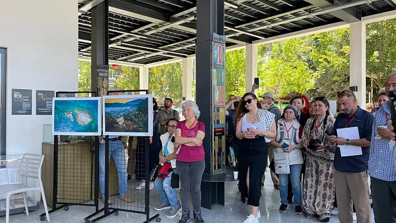 Fethiye'deki Sergi Çin Basınında
