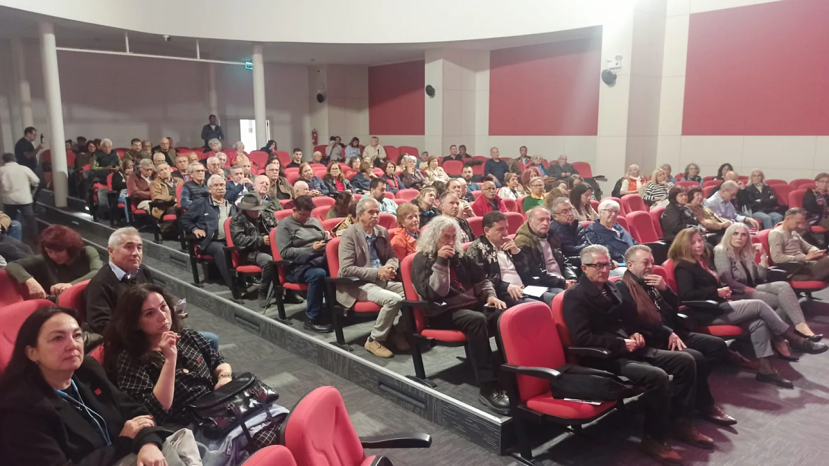 Fethiye'de belgeselin kalbi atıyor: 9. Fethiye Belgesel Günleri başladı
