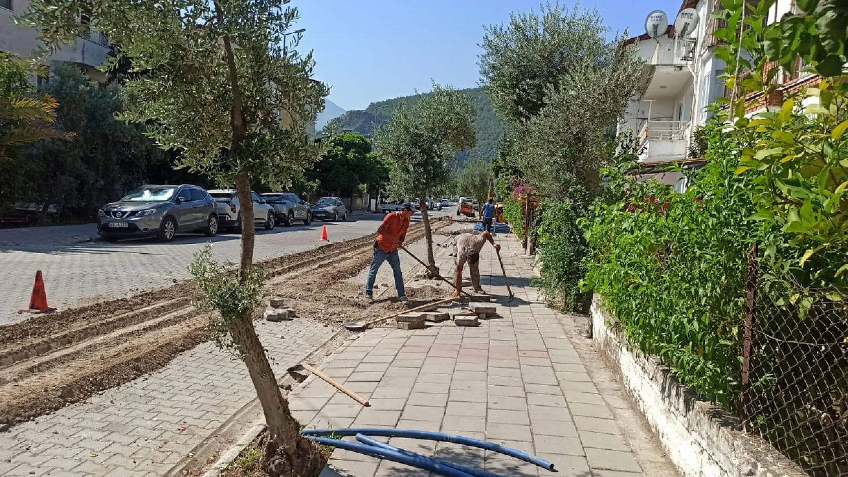 Fethiye'de fiber altyapı çalışması: Pürşah Bey Caddesi'nin bir bölümü trafiğe kapatıldı