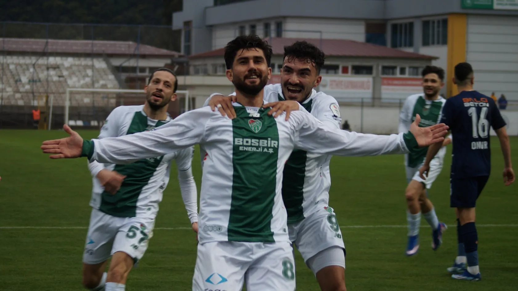 Fethiye'de Puanlar Paylaşıldı: Fethiyespor 1 Bursaspor 1