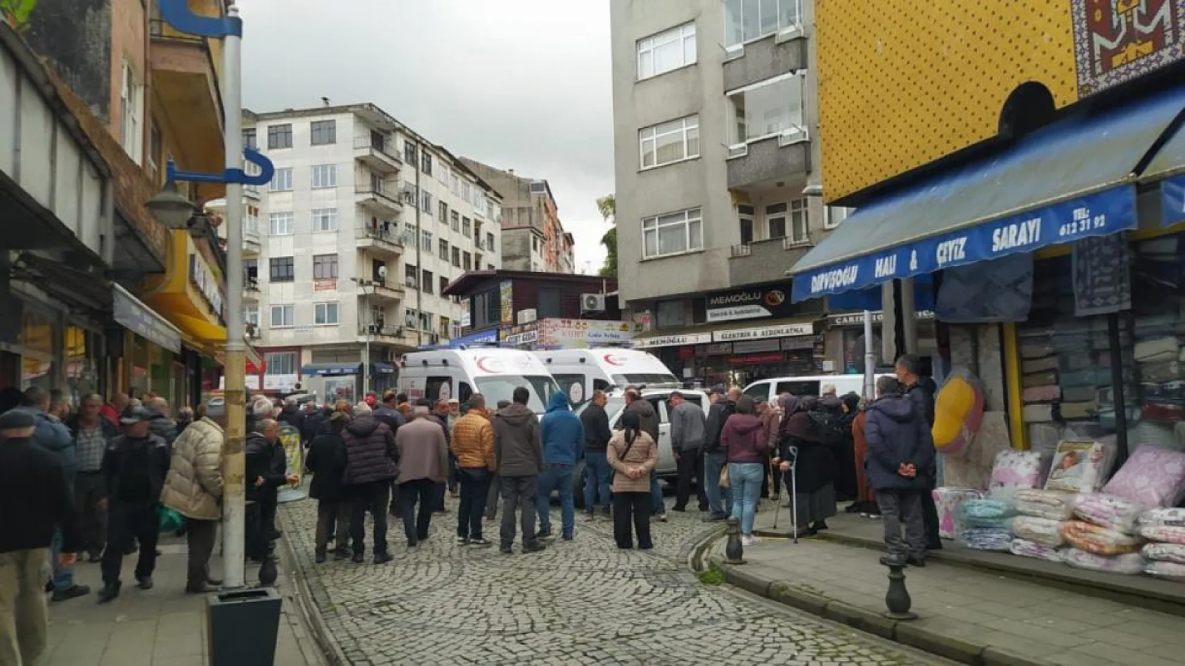 Hastanede bile birbirlerinin ellerini bırakmadılar