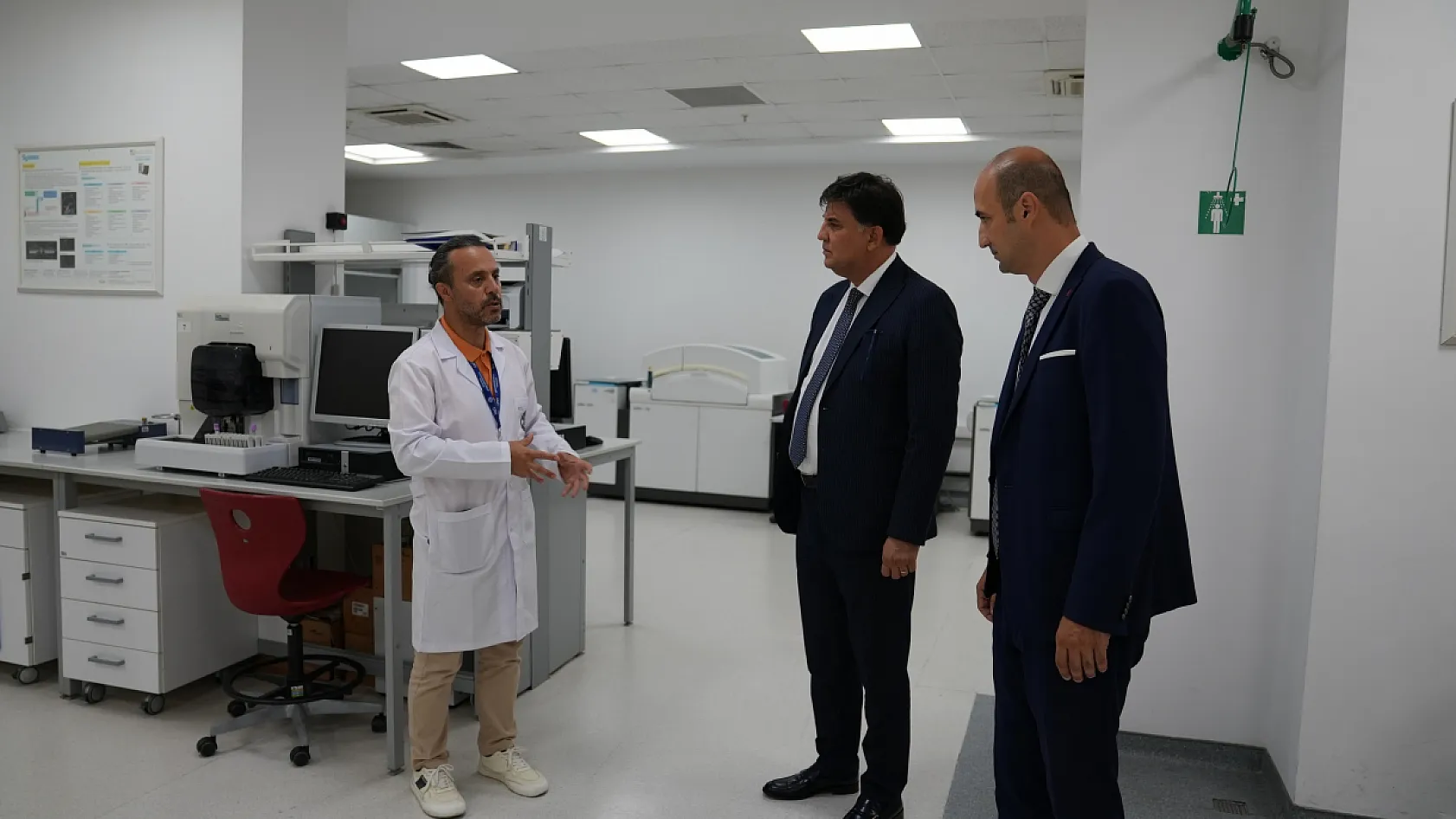 Fethiye Belediye Başkanı Alim Karaca'dan İstanbul Aydın Üniversitesi'ne Ziyaret
