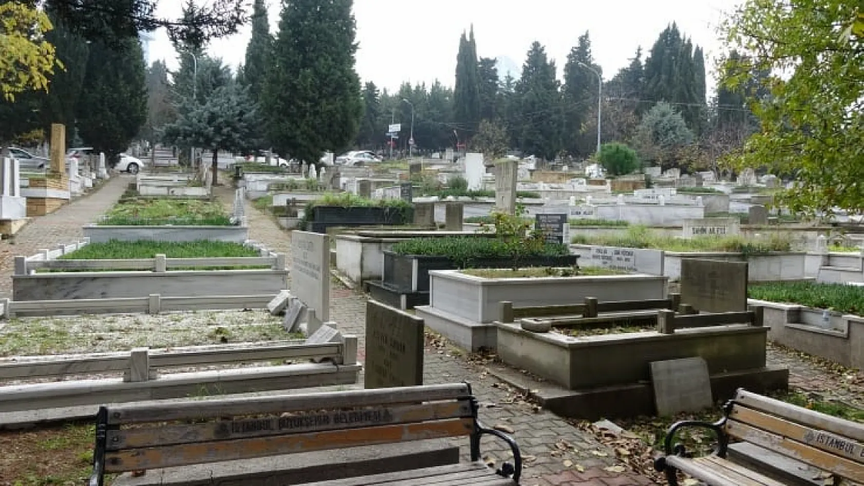 Fethiye'de mezar fiyatları dudak uçuklattı