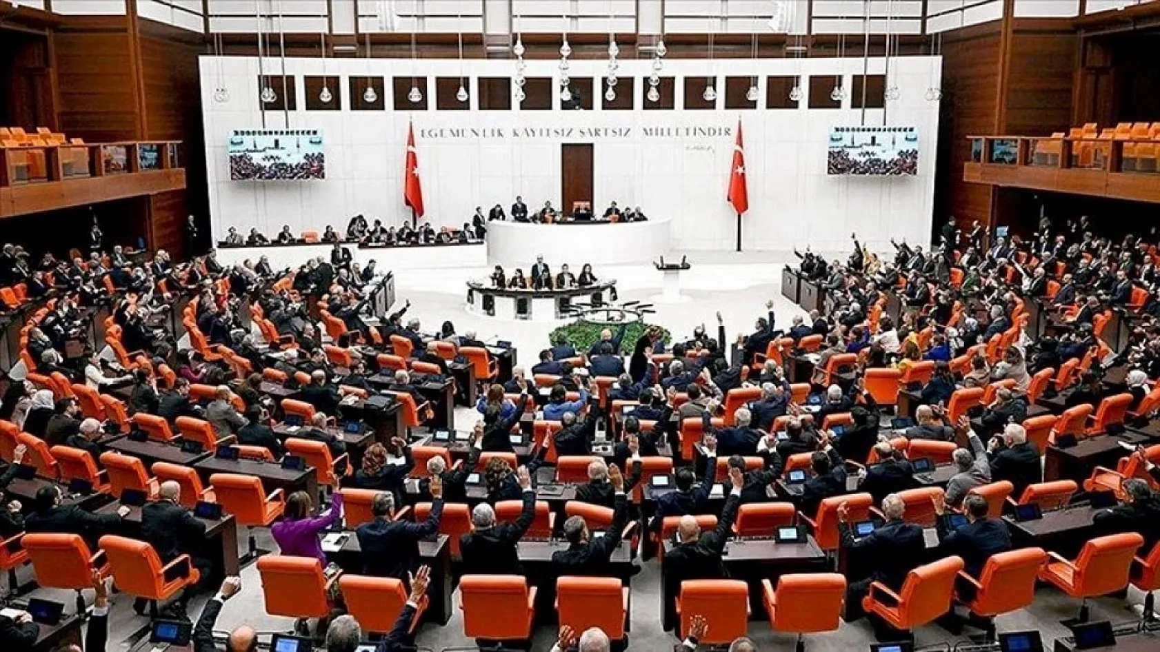 Emekli bayram ikramiyeleri ne zaman yatacak? İşte 2025 ikramiye ödemeleri tarihi