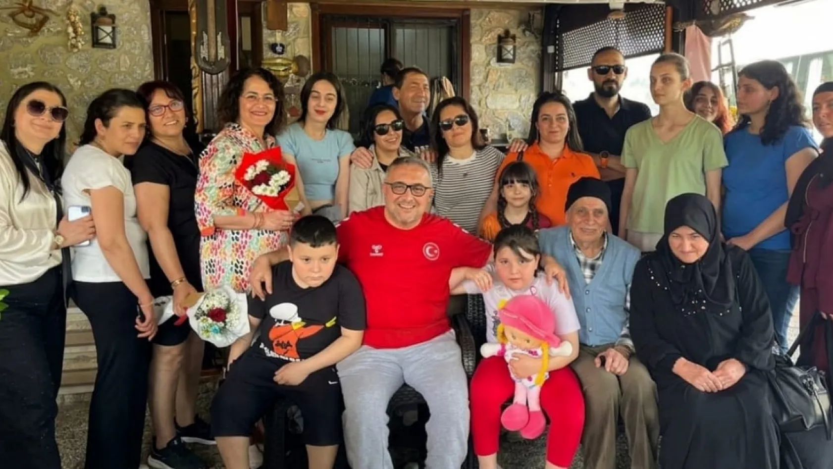 Görme Engelliler ve Özel Sporcular Ula Gökova'da Kahvaltıda Buluştu