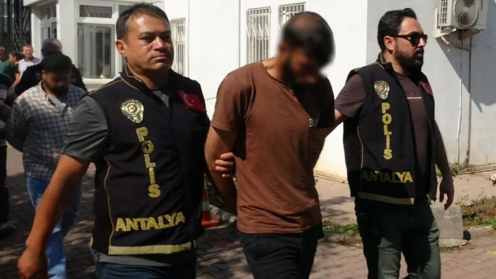 12 yıl sonra aydınlanan cinayetin şüphelileri adliyeye sevk edildi