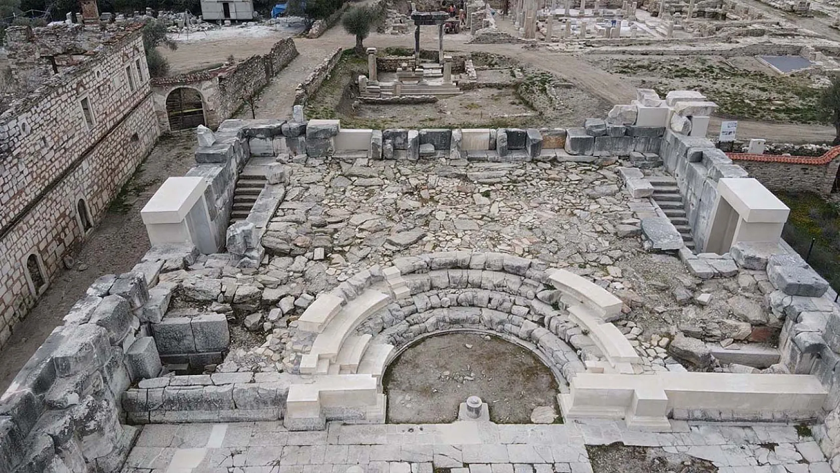 Stratonikeia'nın meclis binası Geleceğe Miras projesiyle ayağa kaldırılıyor