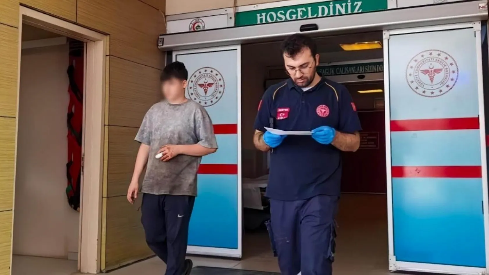 16 Yaşındaki gencin parmağı koptu
