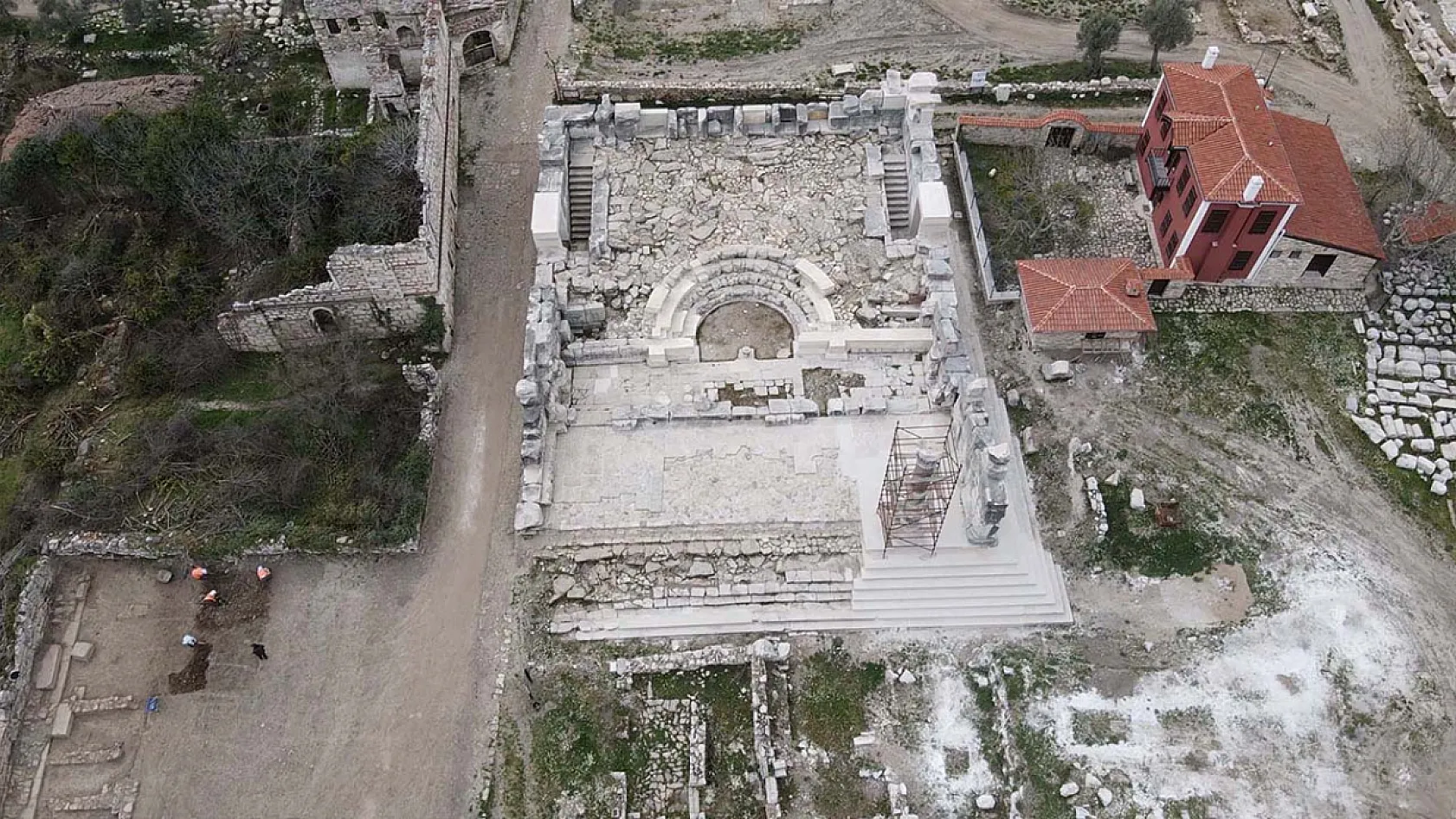 Stratonikeia'nın meclis binası Geleceğe Miras projesiyle ayağa kaldırılıyor