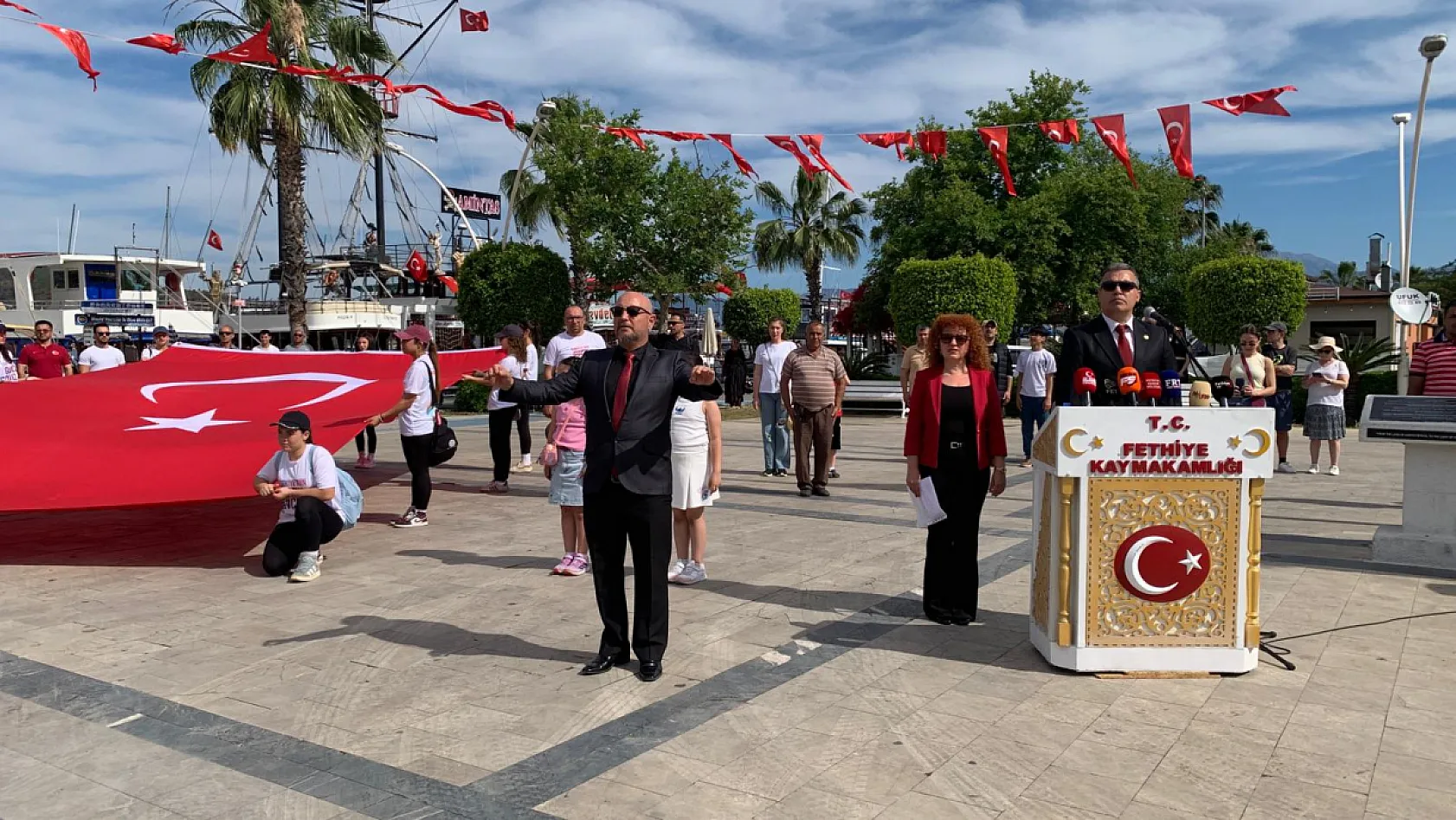 Atatürk'ün gençliğe emaneti 19 Mayıs, Fethiye'de gururla kutlanıyor