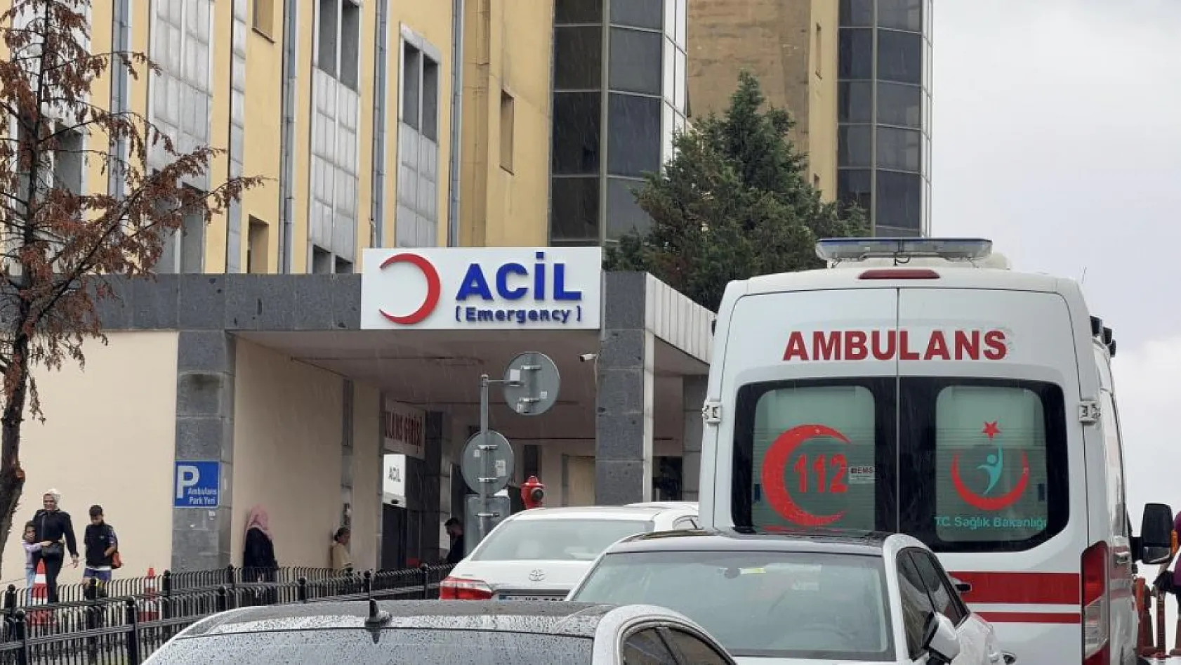 19 yaşındaki genç arkadaş kavgasında bıçaklanarak hayatını kaybetti