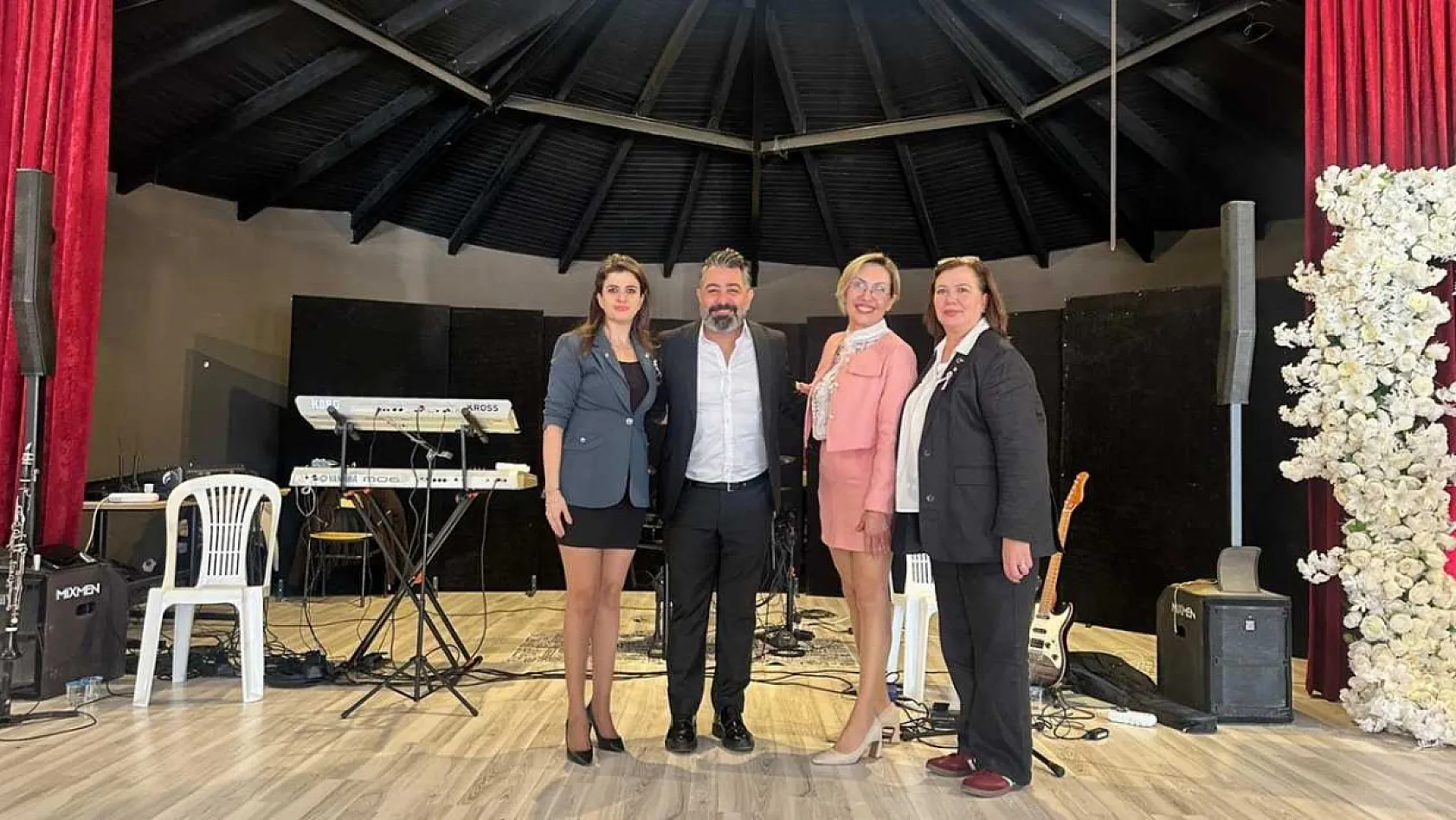 Fethiye'de 'Bir Çay, Bir Sohbet, Bin Umut' buluşması