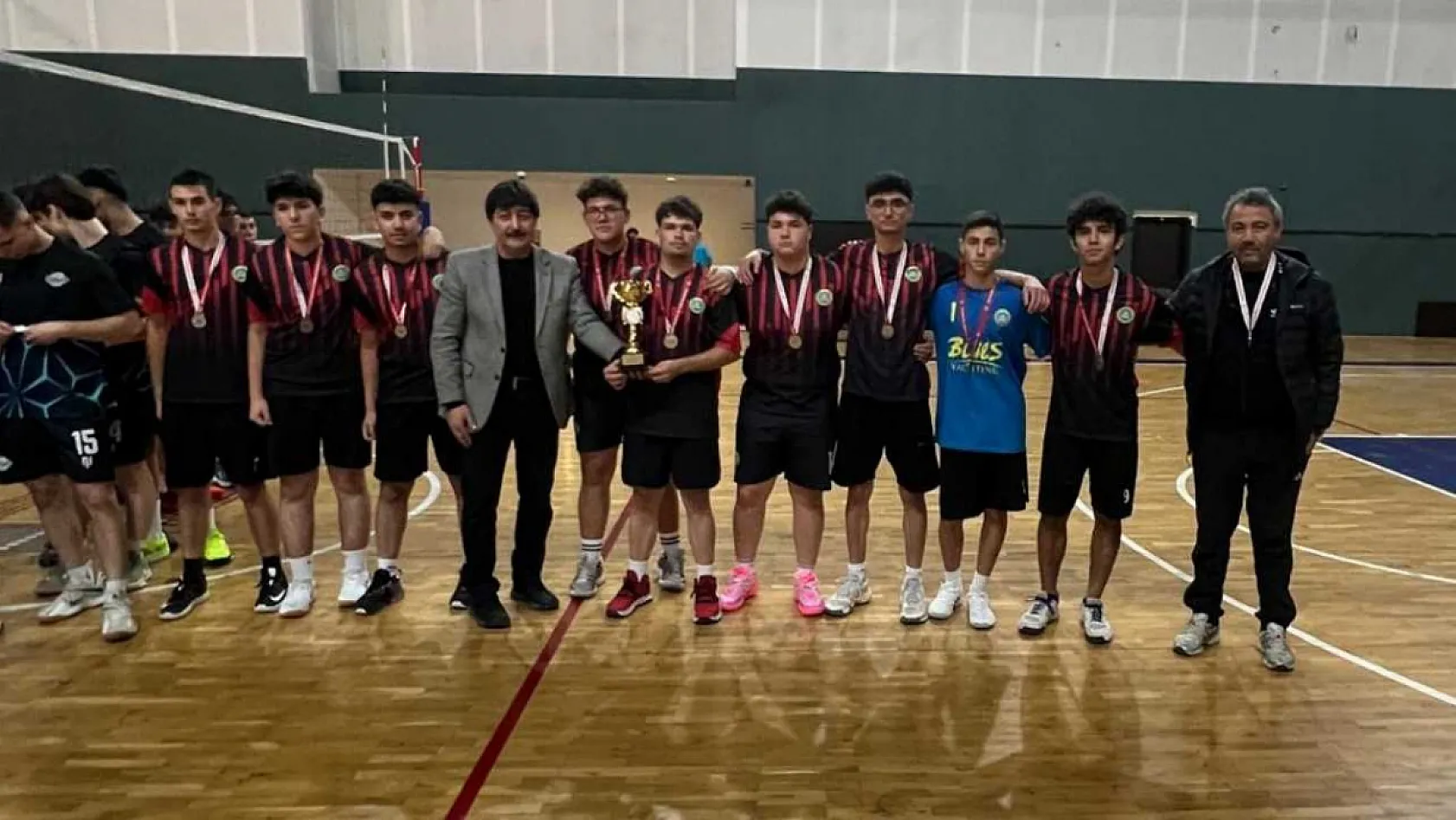 Fethiye'nin gururu: Göcek Süleyman Şatır Anadolu Lisesi Muğla ikincisi oldu