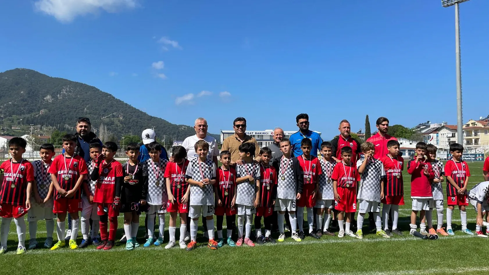 23 Nisan'da Fethiye'de 'Futbol Şenliği': U10 turnuvasında herkes birinci