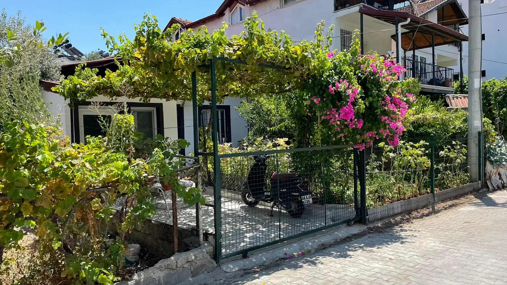 23 No'lu Aile Sağlığı Merkezi Fethiye Pazaryeri Mahallesi'nde hizmete hazırlanıyor