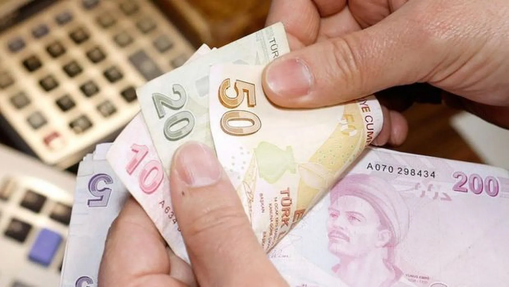 Zamlı emekli maaşları bu ay yatıyor mu? Resmi açıklama hakkında detaylar