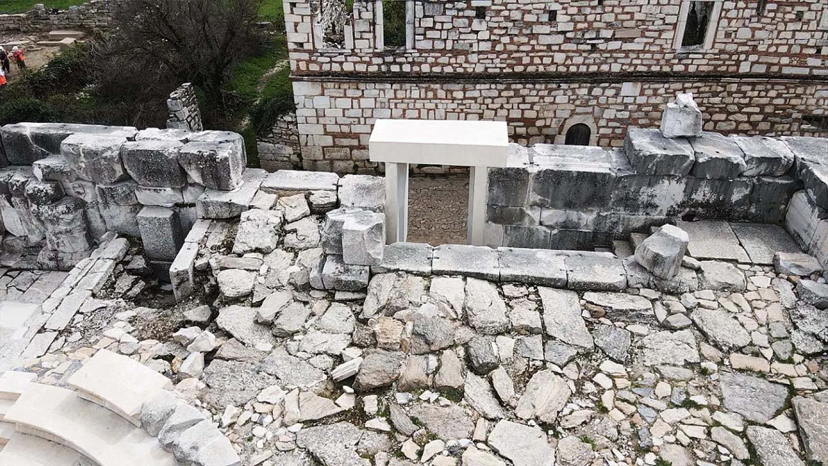 Stratonikeia'nın meclis binası Geleceğe Miras projesiyle ayağa kaldırılıyor