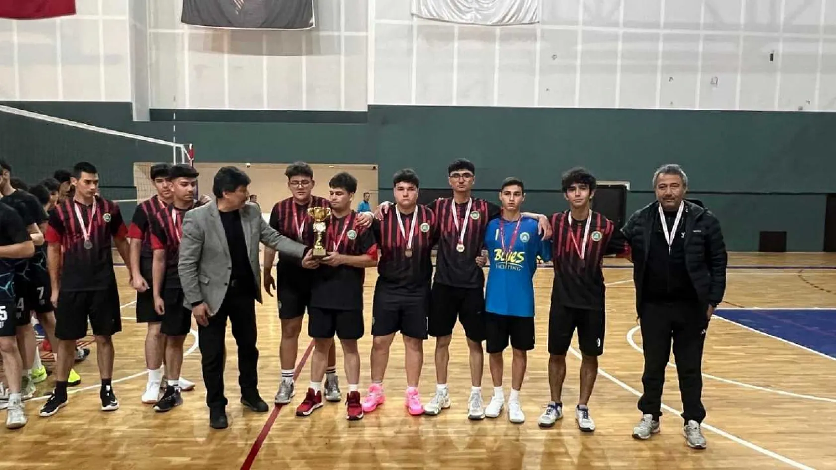 Fethiye'nin gururu: Göcek Süleyman Şatır Anadolu Lisesi Muğla ikincisi oldu