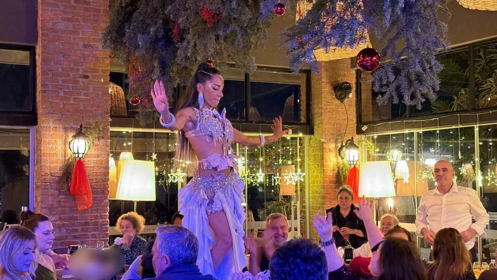 Fethiye Denizatı Restoran'da yeni yıla coşkulu karşılama
