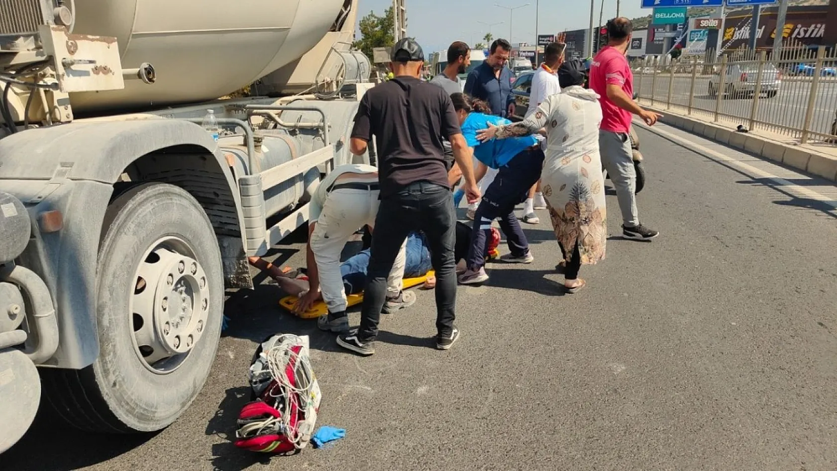 Beton mikserinin çarptığı yaya hayatını kaybetti
