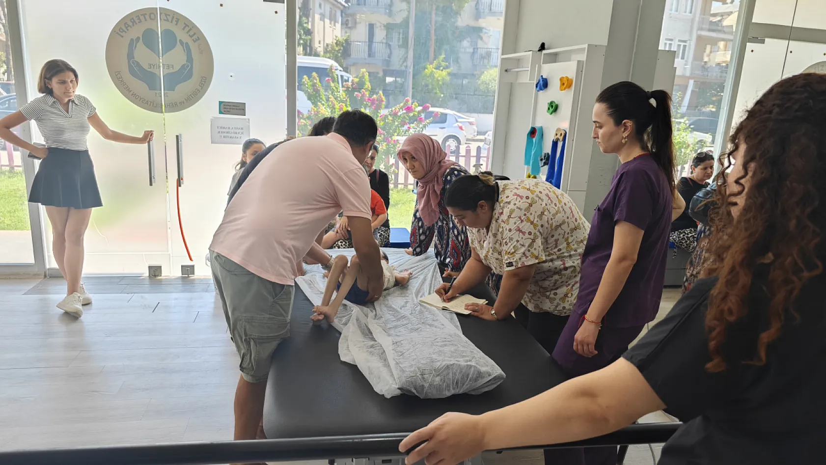 Nursel Özdemir'den Yeni Bir Eğitim Çalışması