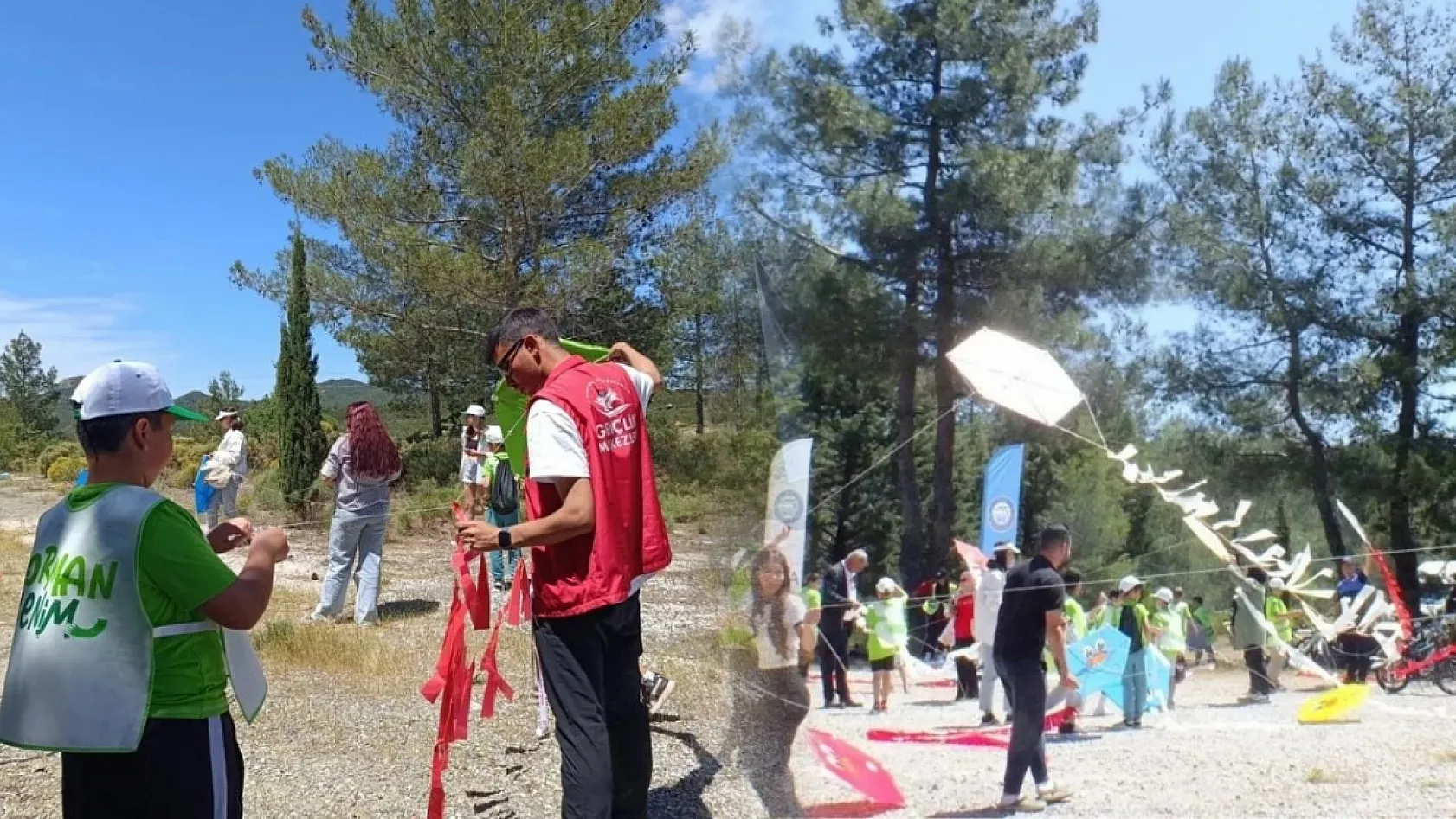 Gençlik Haftası'nda Ula'da gökyüzü uçurtmalarla renklendi