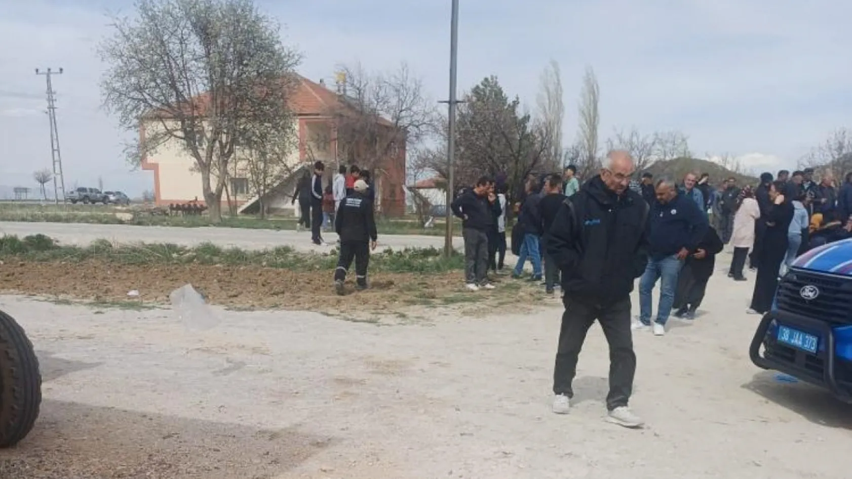 4 çocuk annesi eşini öldürüp intihar etti