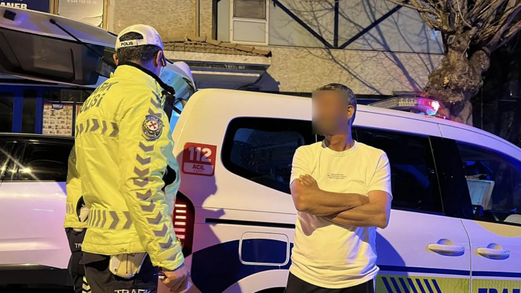 4'üncü kez alkollü yakalandı, 'Beni reklam yapacaksın' diyerek sitem etti