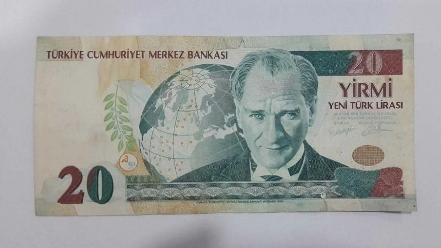 Cebinizdeki Eski Para Bir Servete Dönüşebilir mi? 20 YTL'lik Banknot 200.000 TL Değerinde!