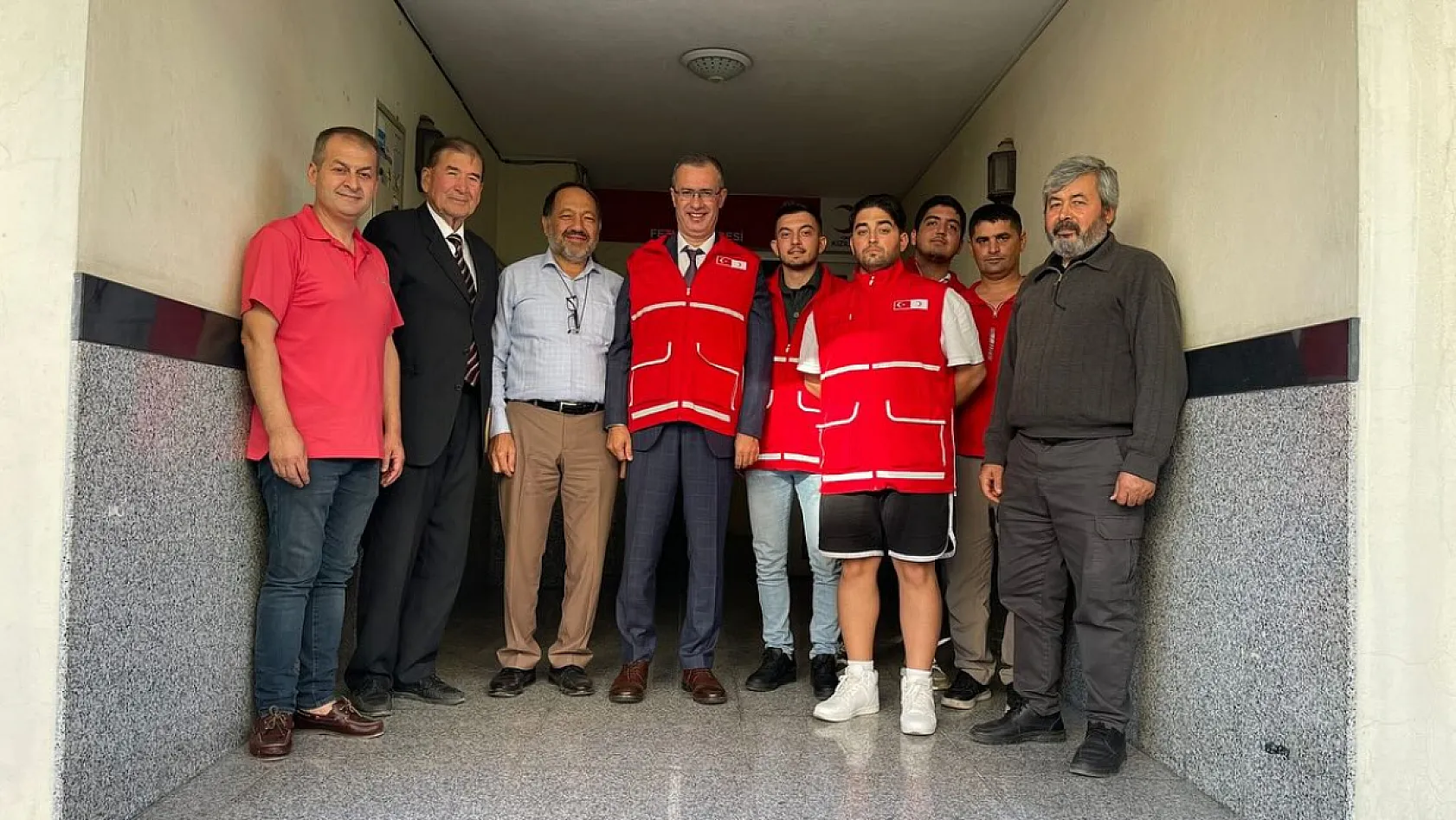 Fethiye Kaymakamı Ertaş, Kızılay Fethiye Şubesi'ni ziyaret etti