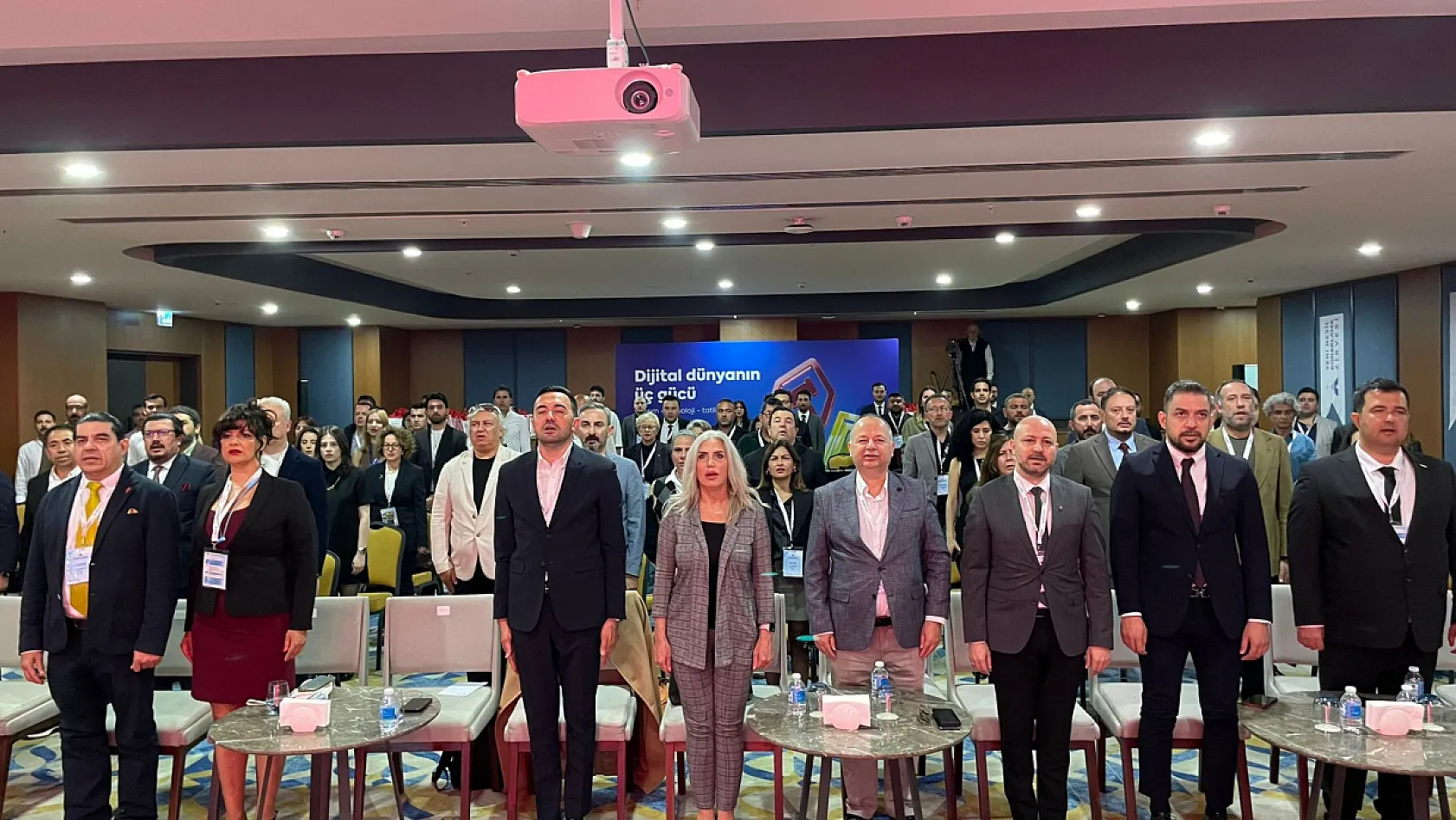 Fethiye'de başlayan turizm zirvesine Deniz Dikkaya'dan tam not