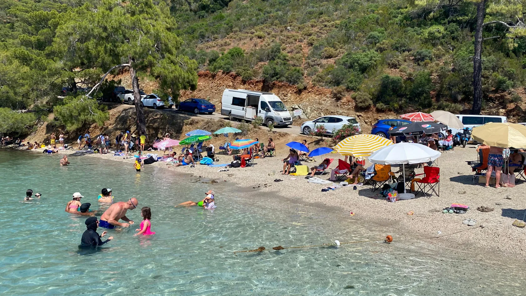 Fethiye Emekliler ve Aileler Boncuklu Koyu'na Akın Ediyor