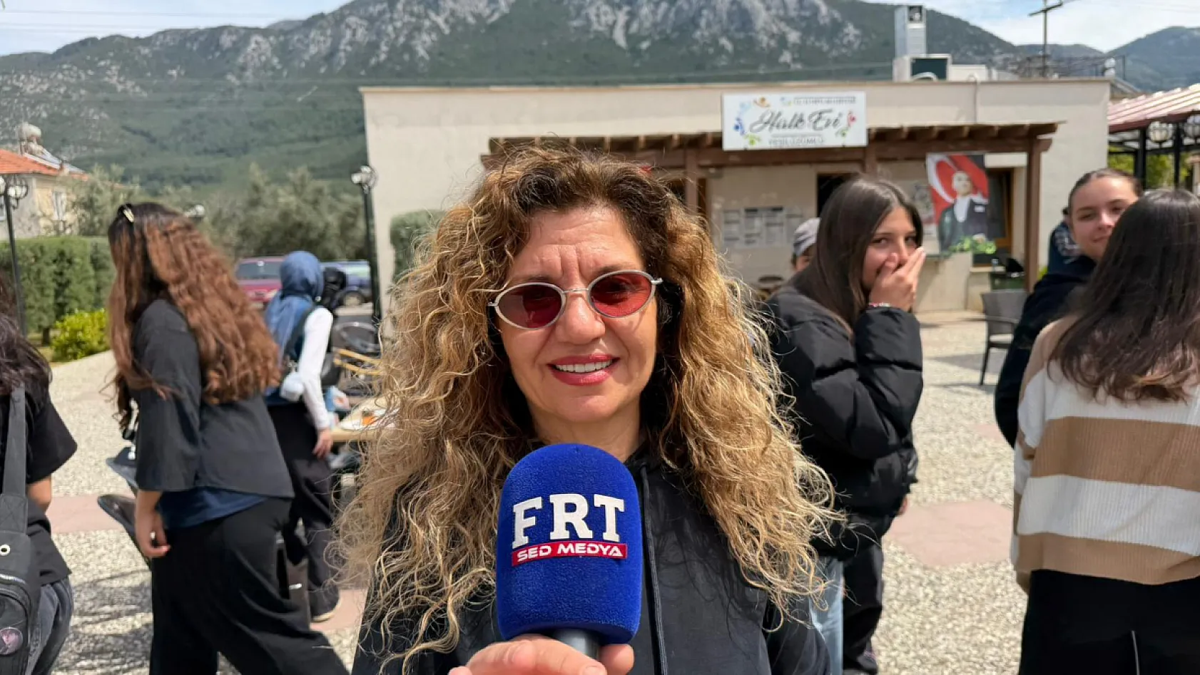 Fethiye'de Öğrenciler Dastar Dokumasını Yerinde Öğrendi