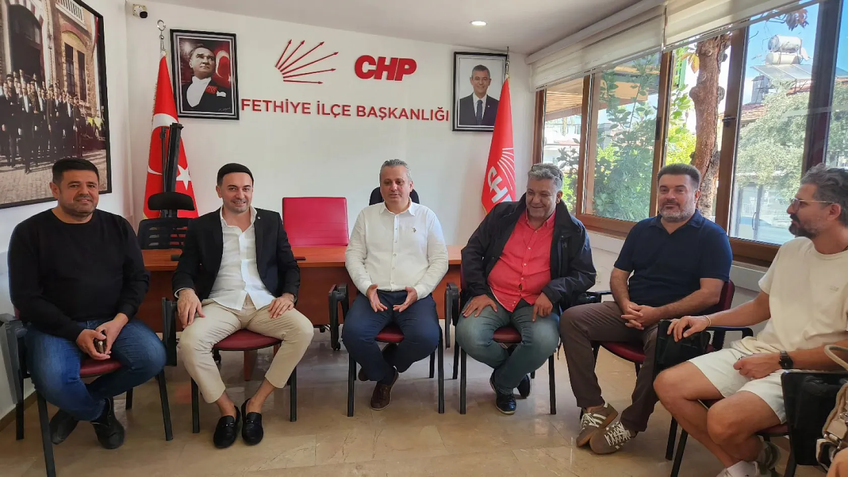 Fethiye Beşiktaş Taraftarlar Derneği'nden CHP İlçe Başkanı Koyuncu'ya ziyaret