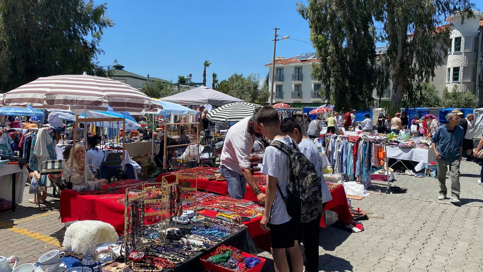 Fethiye Çalış'ta ikinci el pazarı: 'Katılım var, alışveriş az'