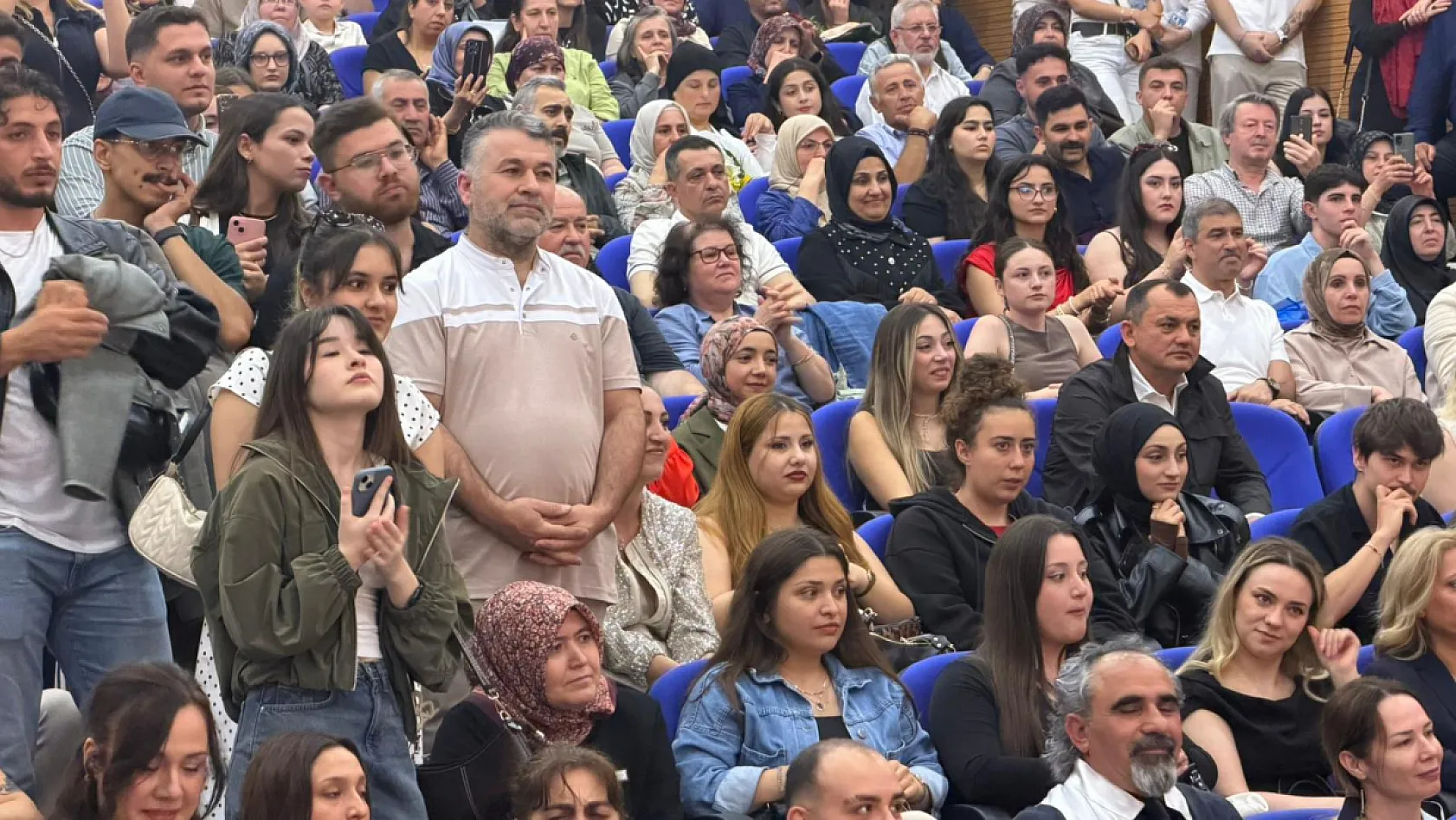 Fethiye'de MSKÜ İşletme Fakültesi'nde Mezuniyet Coşkusu Yaşandı