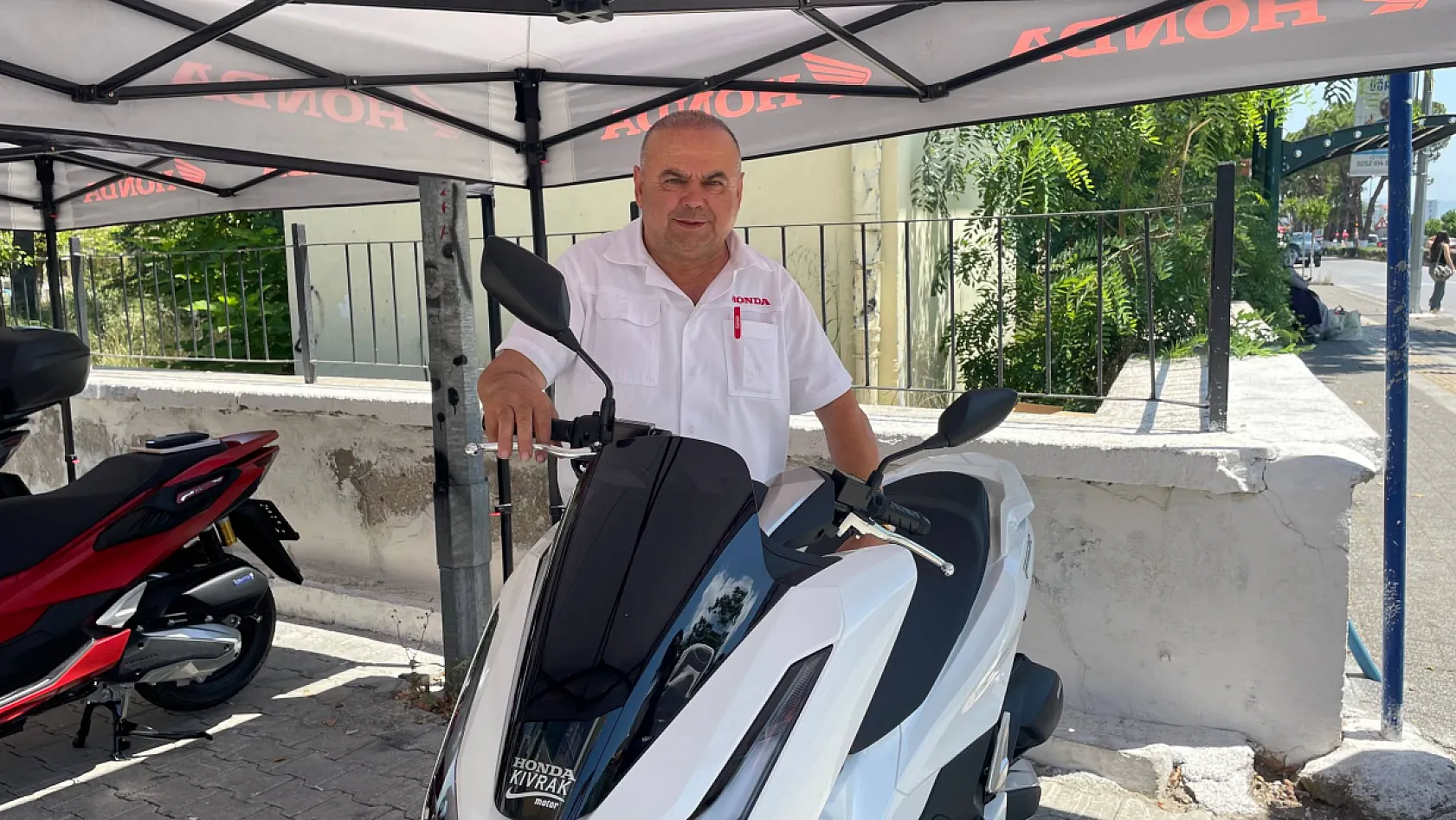 Kıvrak Motor'dan Yerli Honda PCX Tanıtımı