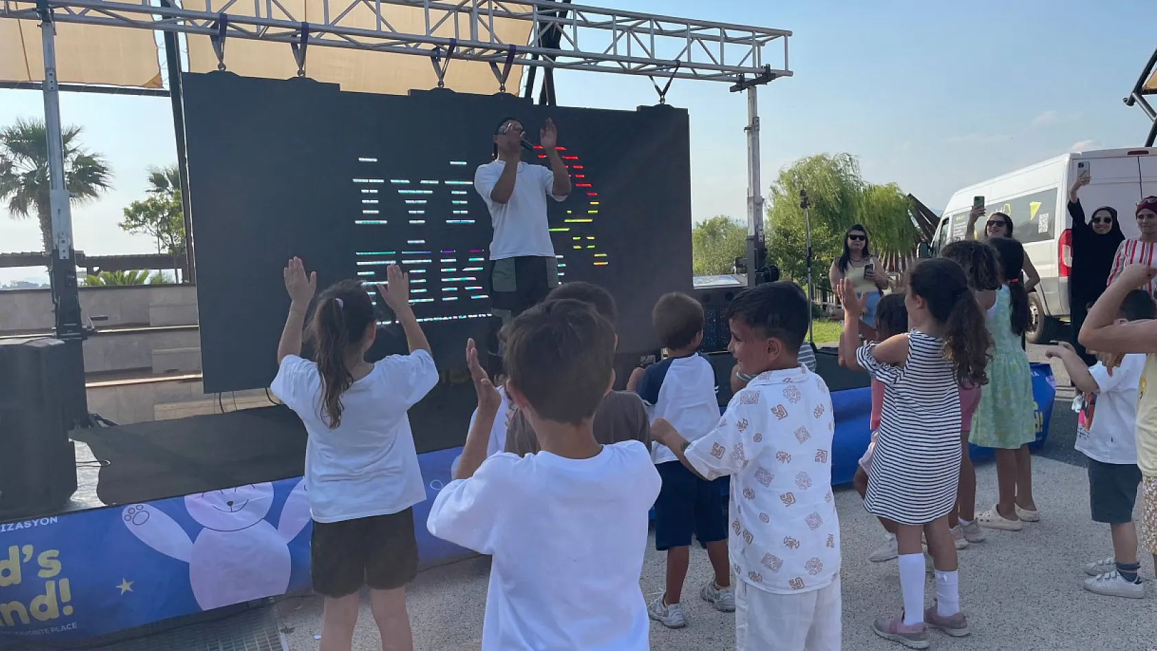 Fethiye'de ÇevreFest'e Yoğun İlgi: Çocuklar Eğlenirken Çevreyi Öğrendi