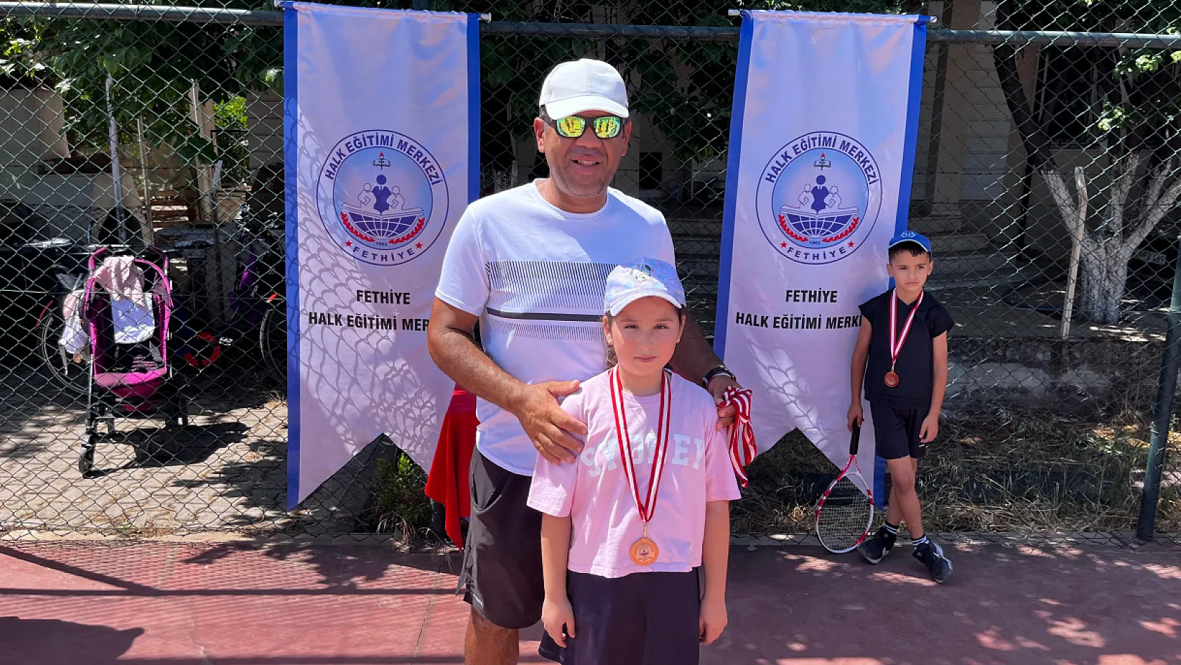 Fethiye Halk Eğitim Merkezi Tenis Turnuvası Sona Erdi