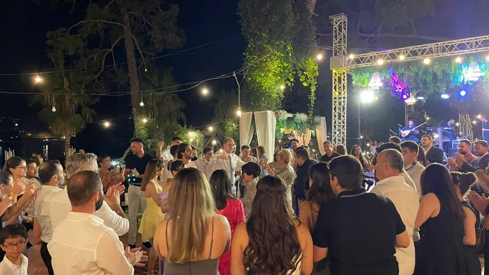 Fethiye'de Otgöz ve Yılmaz Ailelerinin Mutlu Günü