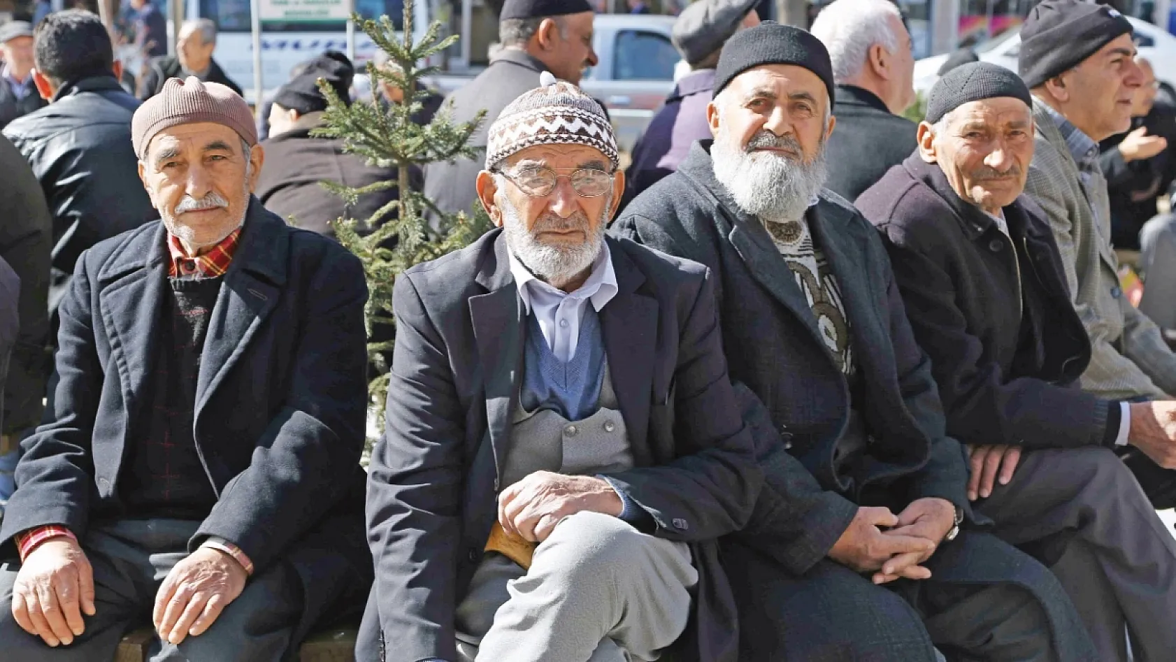 Emekli bayram ikramiyesi ne zaman yatacak? İşte 2024 emekli bayram ikramiyesi ödeme tarihleri