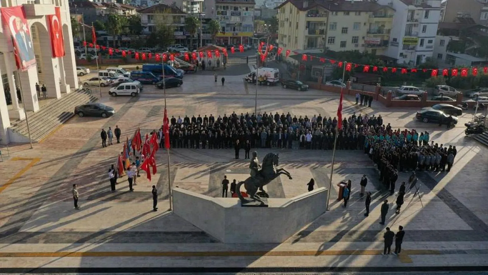 Seydikemer, Ata'sını Özlemle Andı