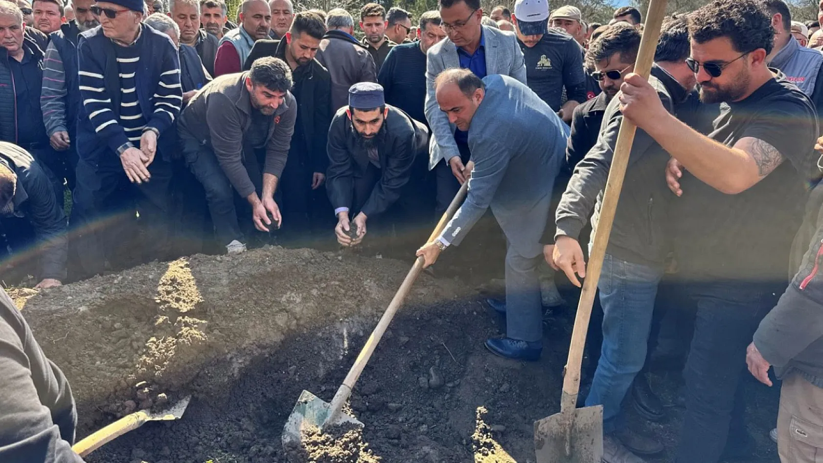 Kalp Krizi Geçiren Uzman Çavuş Kamil Keskin, Köyceğiz'de Son Yolculuğuna Uğurlandı