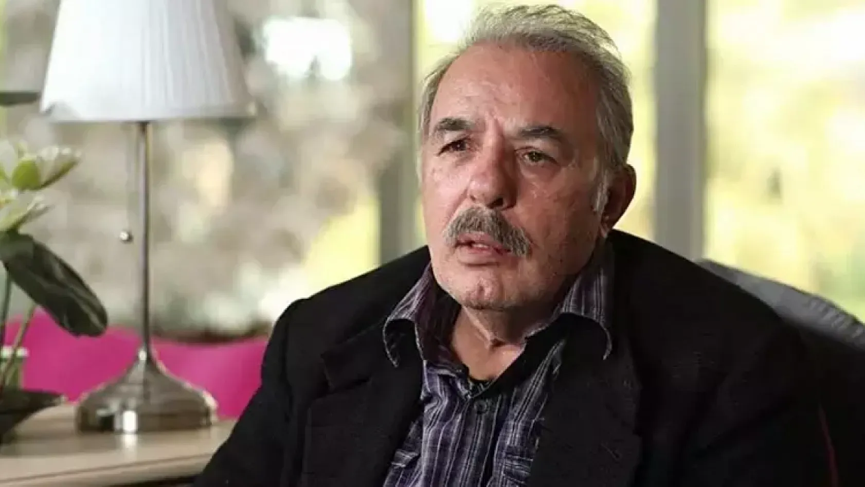 Sanatçı Ferdi Tayfur, Muğla'da hastaneye kaldırıldı