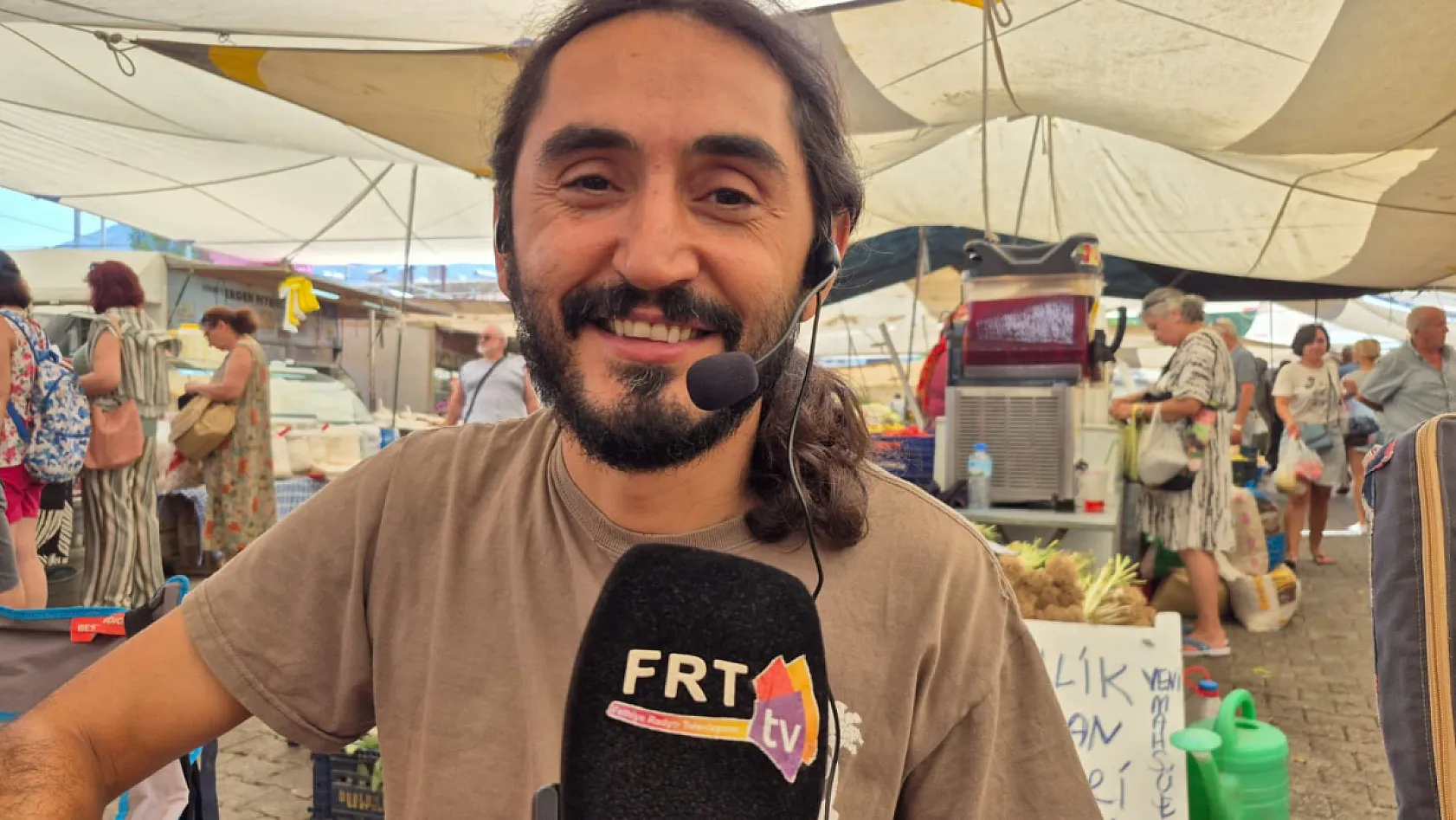 Fethiye Pazarı'nda 'Daimi Aşk' ile Amatör Müzik
